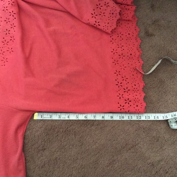 COPY - "Snowflake" Design Peach Top - Picture 6 of 10